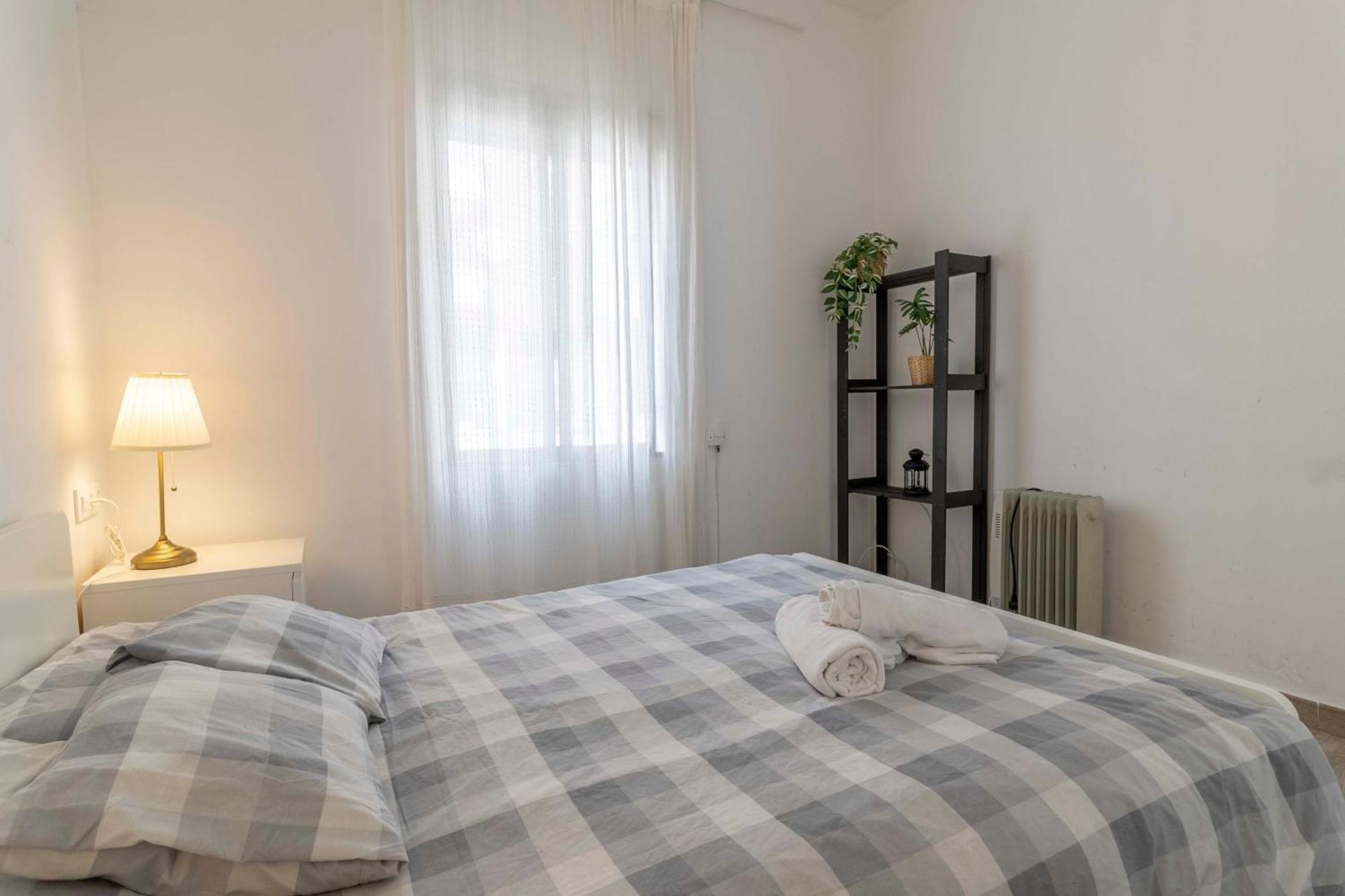 Apartamentos Los Remedios Sevilla Eksteriør bilde