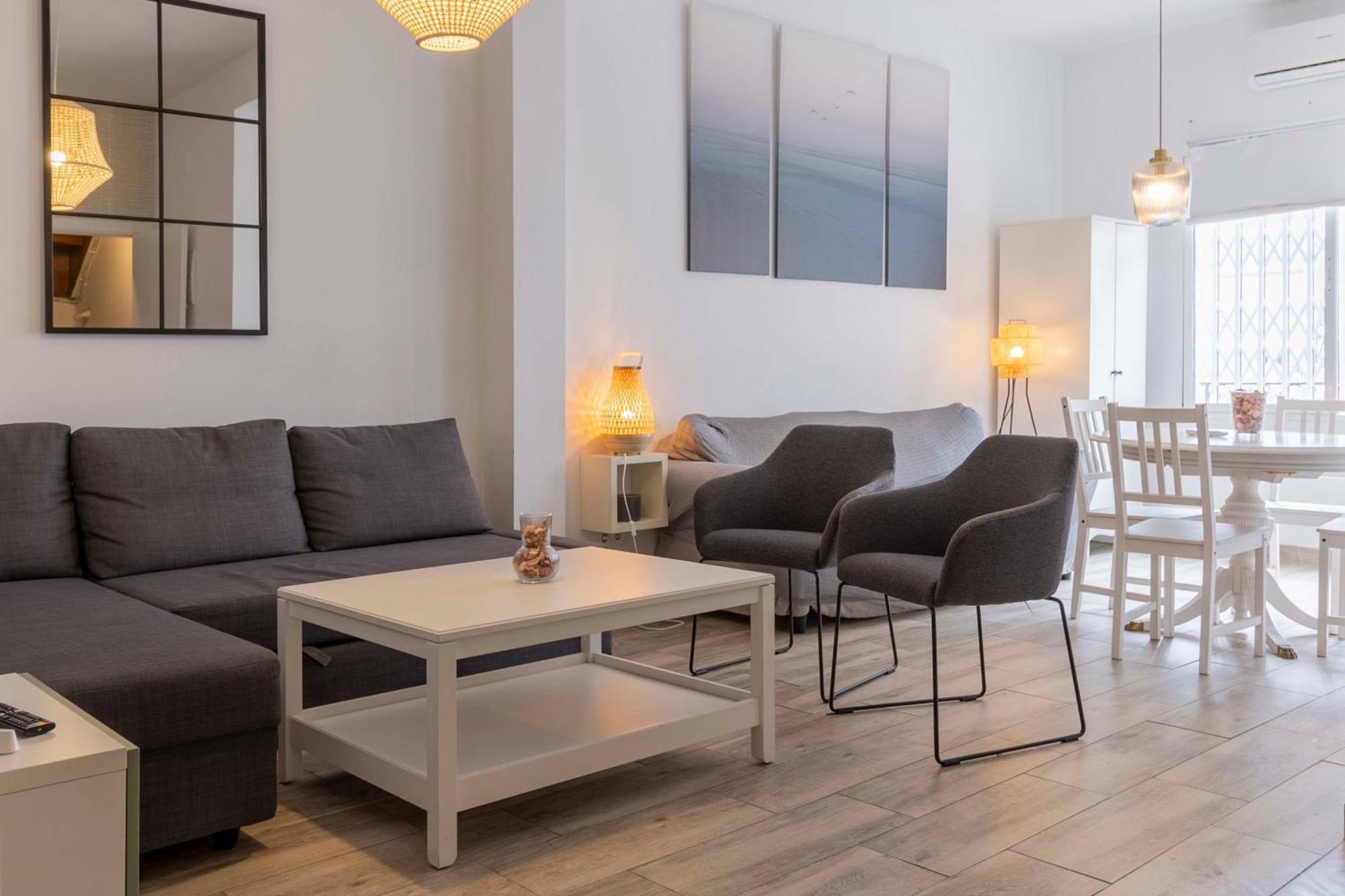 Apartamentos Los Remedios Sevilla Eksteriør bilde