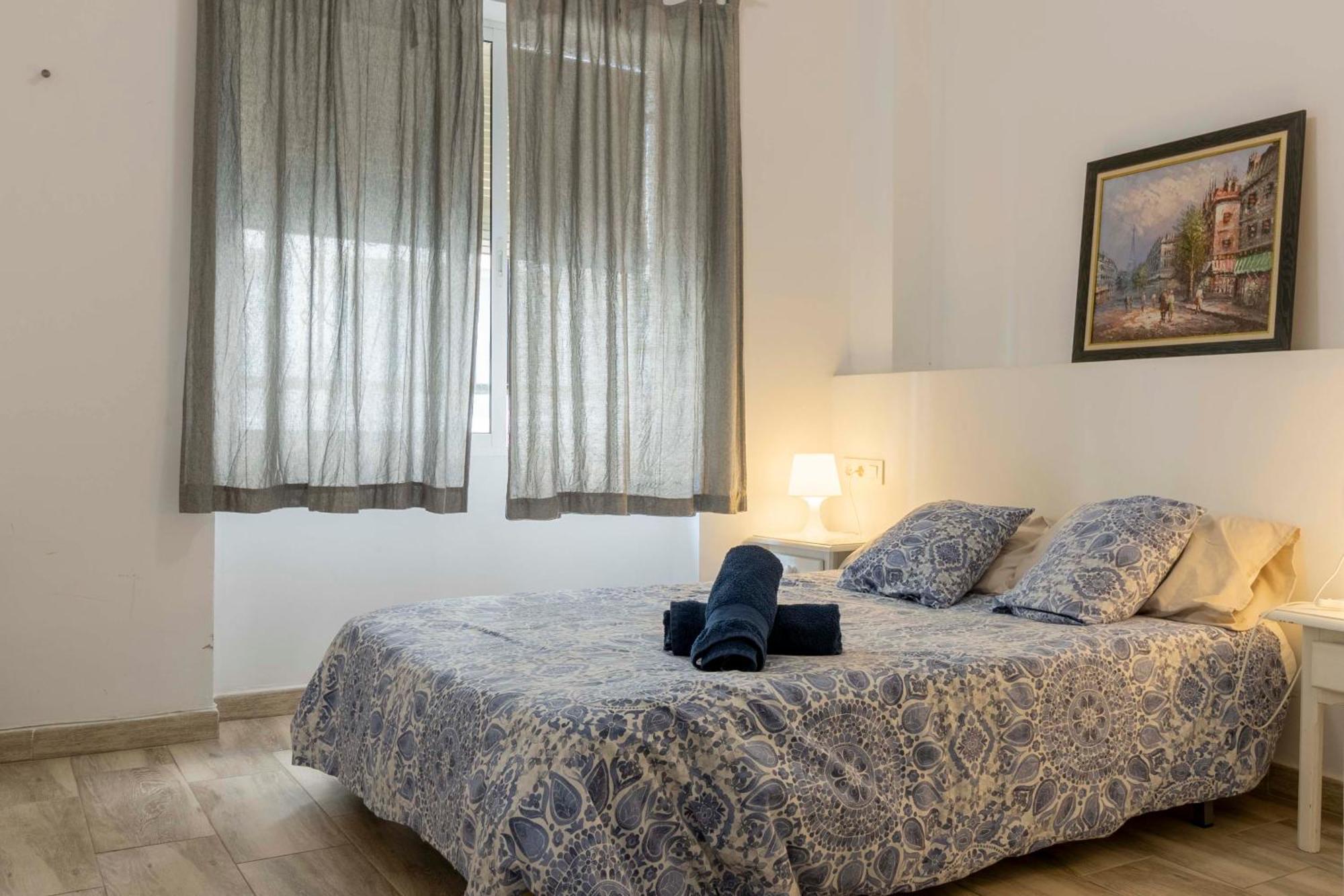 Apartamentos Los Remedios Sevilla Eksteriør bilde