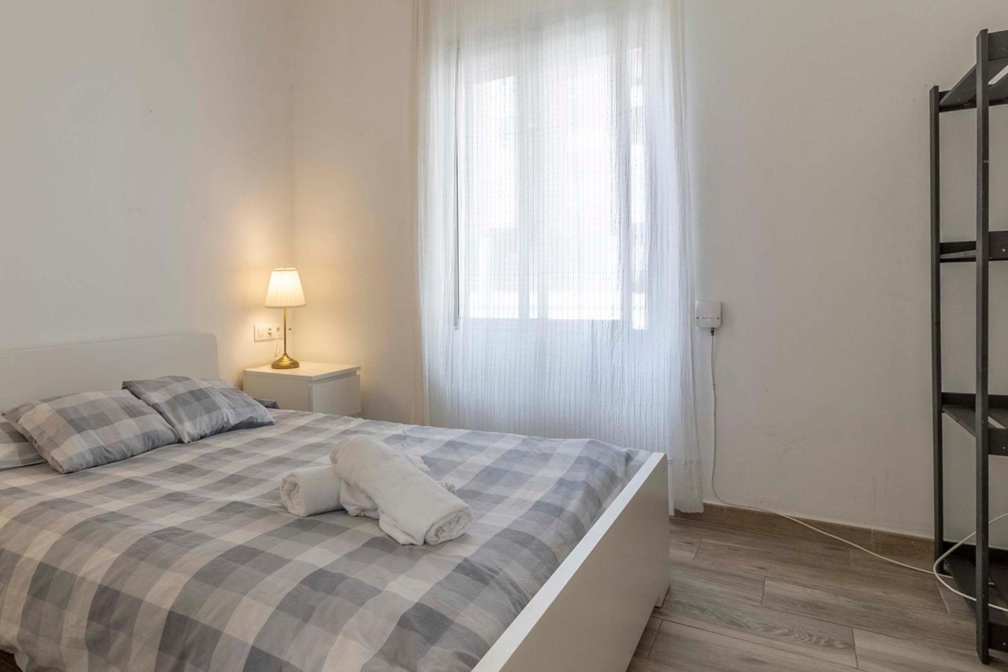 Apartamentos Los Remedios Sevilla Eksteriør bilde