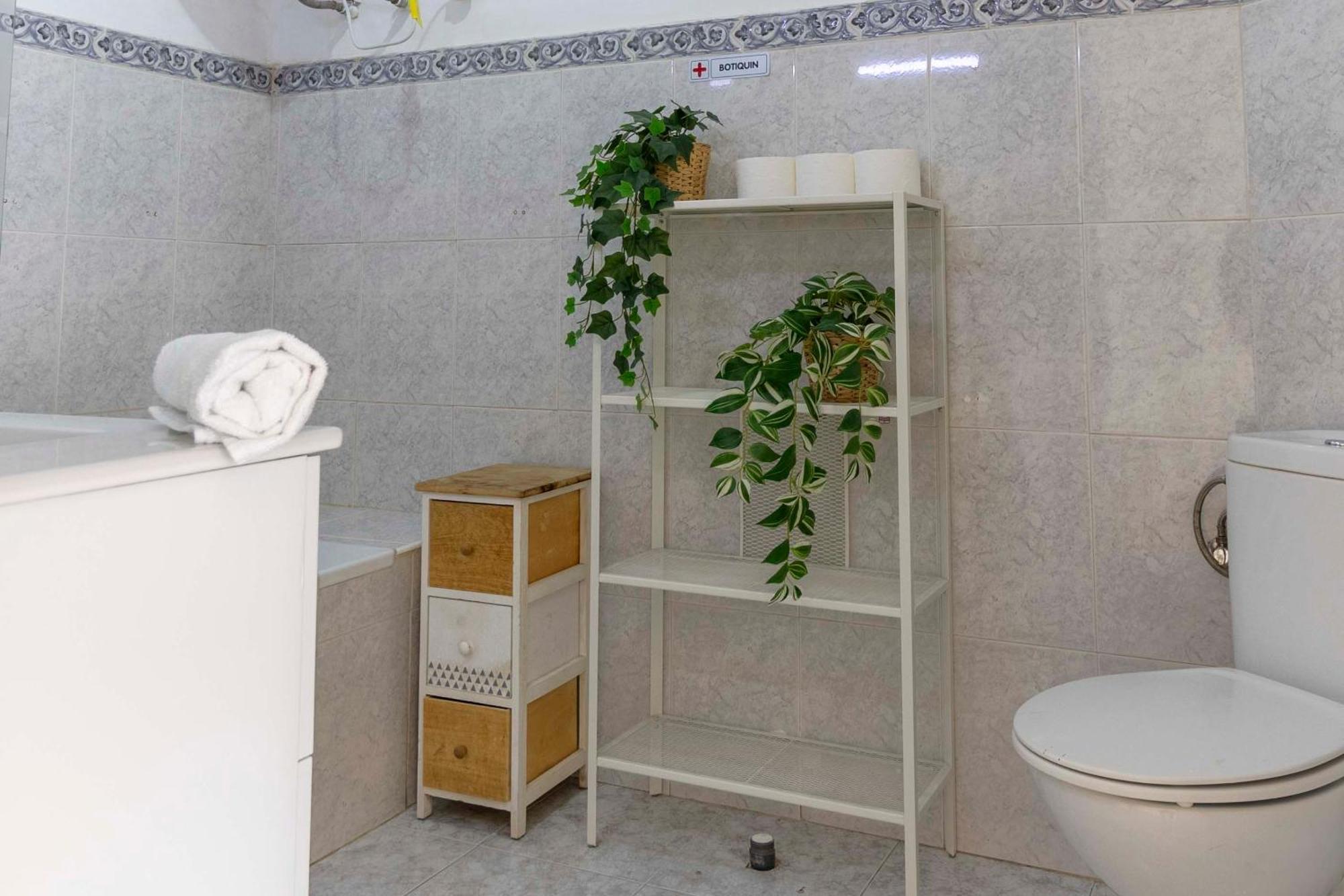 Apartamentos Los Remedios Sevilla Eksteriør bilde